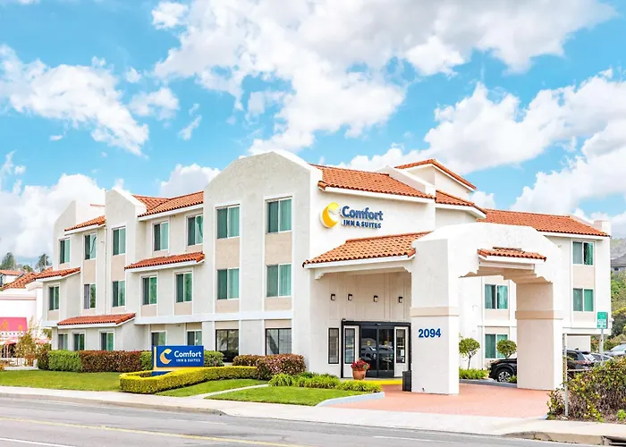 Top Ventura Beach Hotels on the Waterfront